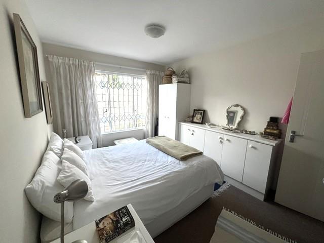 1 Bedroom Property for Sale in Walmer Eastern Cape